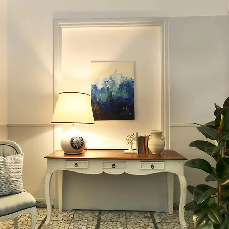 Nettuno مارينا دي بييتراسانْت