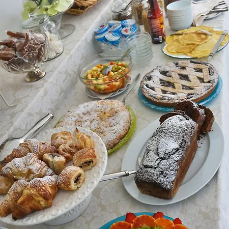 فندق Nettuno مارينا دي بييتراسانْت