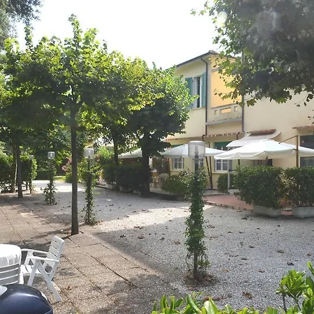 Готель Nettuno