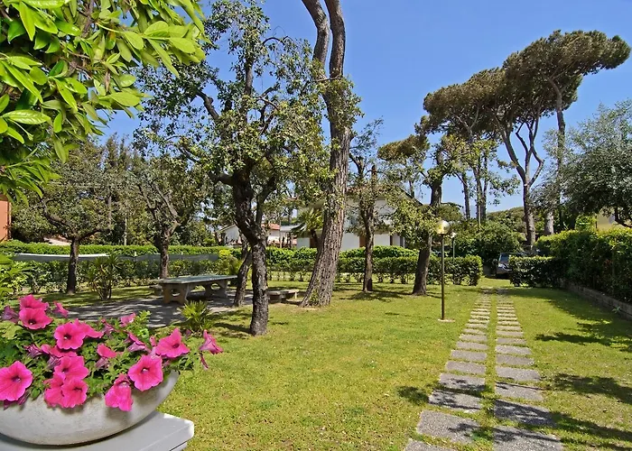 호텔 Nettuno 마리아나디피에트라산타