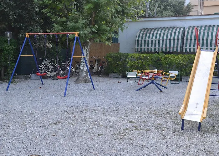 Nettuno 마리아나디피에트라산타