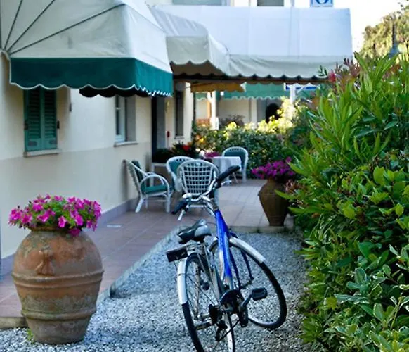 Nettuno 마리아나디피에트라산타